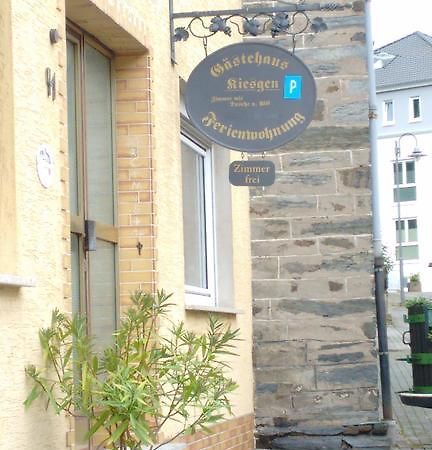 Gaestehaus Kiesgen-Mendgen Bernkastel-Kues Exterior photo